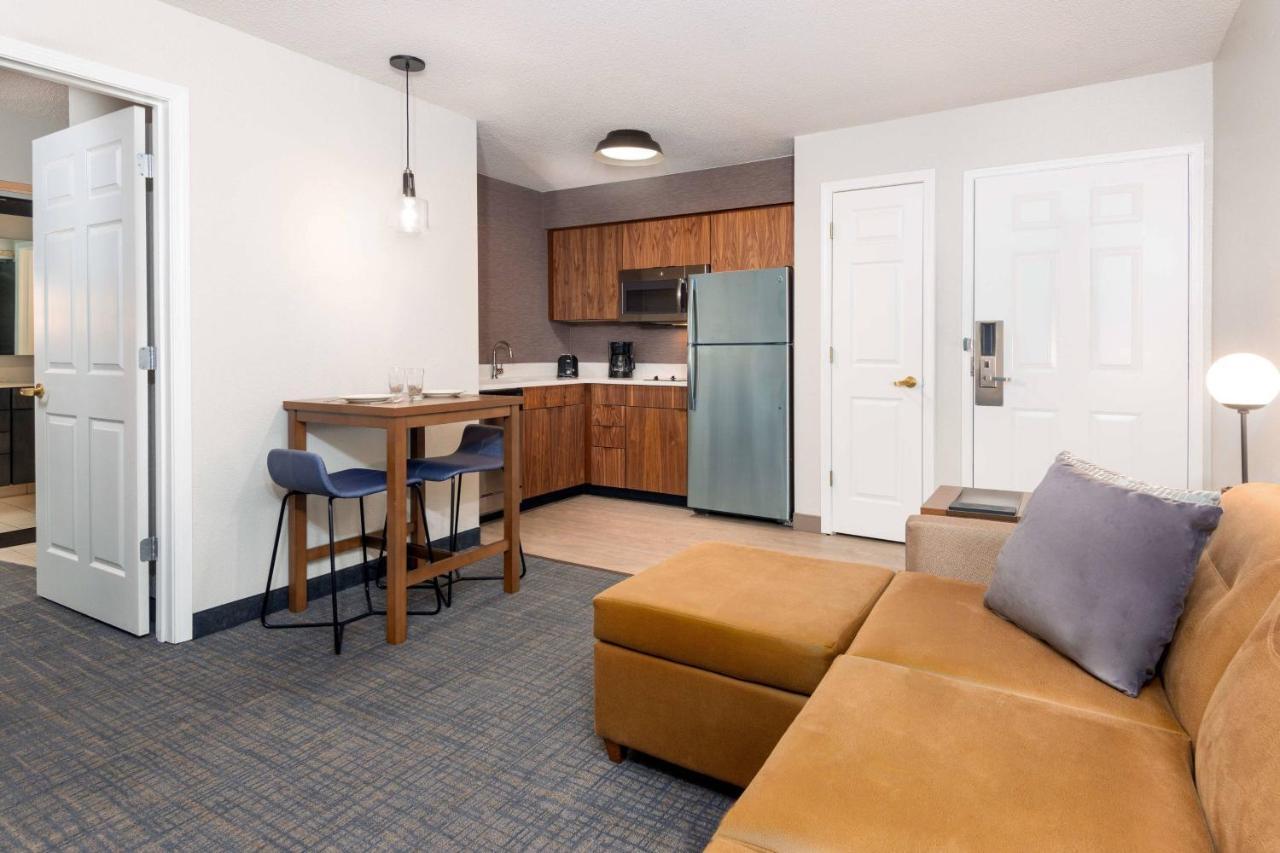 Residence Inn By Marriott Boston Brockton/Easton Екстериор снимка